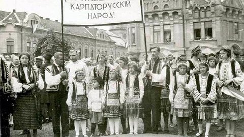 Как русинов «перепрошивали» в украинцев
